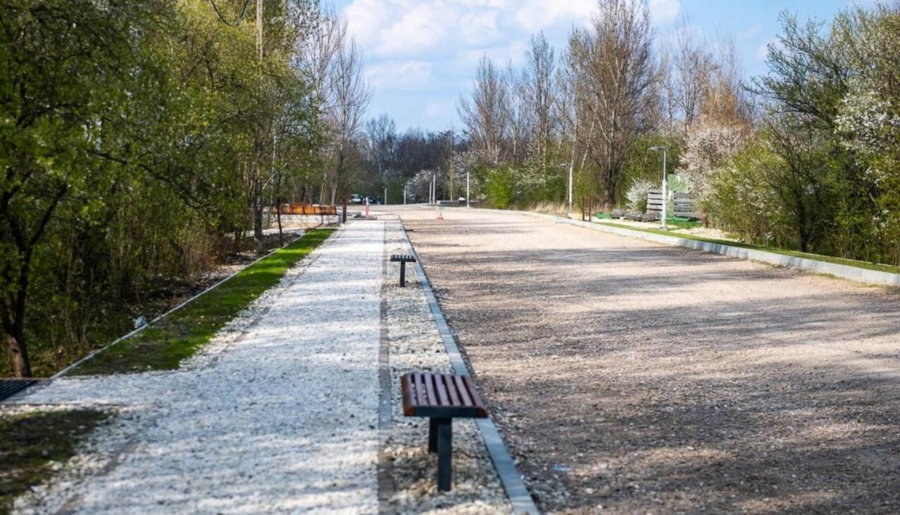 Apartament Park Zakrzowek Apartment Krakow Bagian luar foto